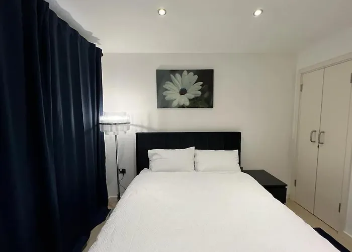 Cosy And Prime Location